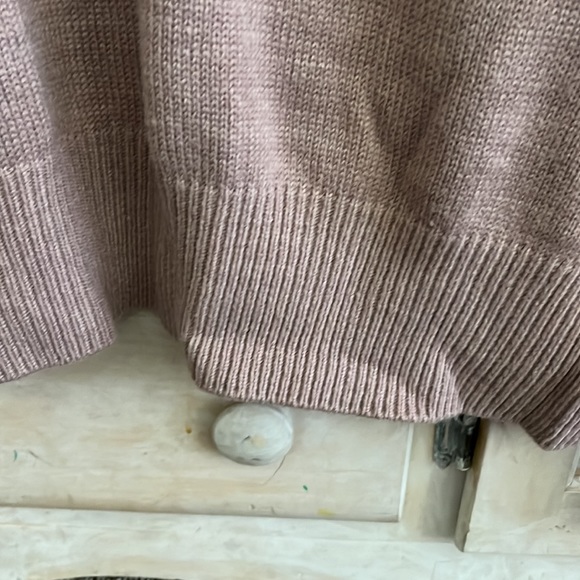 Sweater - Picture 4 of 6